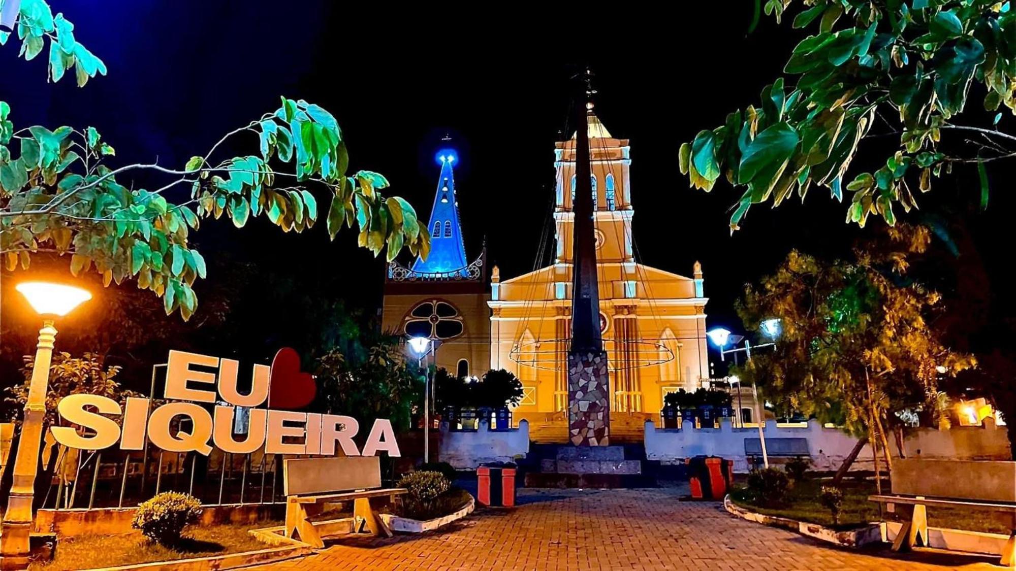 Queiroz Palace Hotel Siqueira Campos Exterior foto